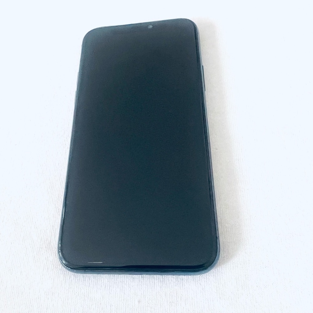 Apple iPhone 11 Pro Not Working Selling For Parts